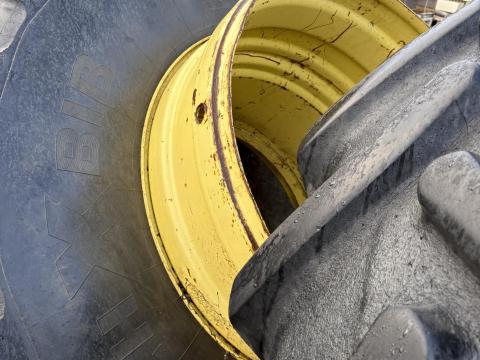 John Deere dupla kerék 650/85 R38