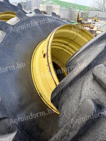 John Deere dupla kerék 650/85 R38