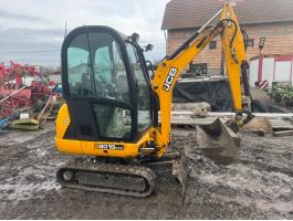 JCB 8018 CTS MINIKOTRÓGÉP . 2016 -OS ÉVJÁRAT,  1420 ÜZEMÓRA. 1.8 TONNÁS