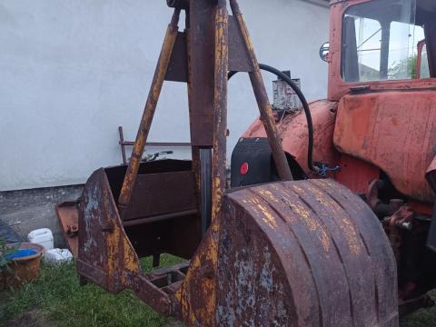 Eladó csipegető kanál Eladó csipegető kanál