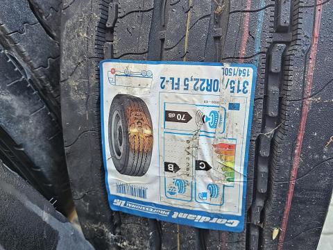 315/70R22,5 Cordiant Front, 1 db új és 1 db 95%-os állapotú gumi akció, DOT 2021 315/70R22,5 Cordiant Front, 1 db új és 1 db 95%-os állapotú gumi akció, DOT 2021