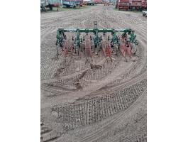 Regent 4 soros sorközművelő magas vázas sorvédőkkel kukorica napraforgó hoz is jó