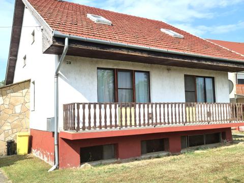 Balatonszemesi családi ház eladó Balatonszemesi családi ház eladó