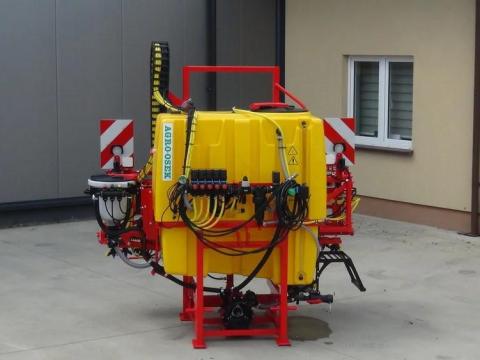 Új Agro-Osek függesztett szántóföldi permetező 600l, 800l, 1000l kivitel VIP AGRO Kft Új Agro-Osek függesztett szántóföldi permetező 600l, 800l, 1000l kivitel VIP AGRO Kft