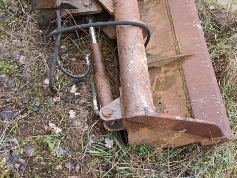 Rézsűkanál 200 cm vágóéllel