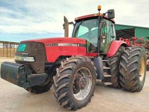 Case IH Magnum 285