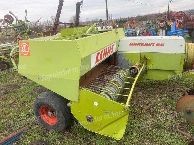 CLAAS MARKANT 65, KISKOCKA BÁLÁZÓ