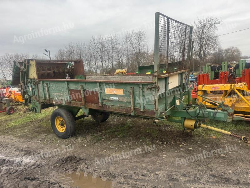 BERGMANN 6 TONNÁS SZERVESTRÁGYASZÓRÓ,  TRÁGYASZÓRÓ