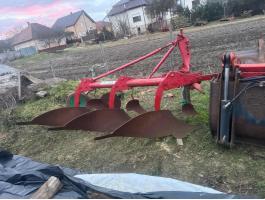 KVERNELAND MZ 3NR,  3 FEJES EKE,  ÁGYEKE JÓ ÁLLAPOTBAN,  JÓ KOPÓKKAL