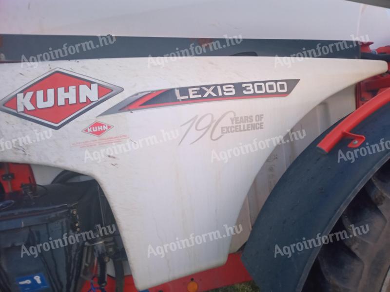 Kuhn Lexis 3000, 28 m alumínium kerettel, rúd kormányzással