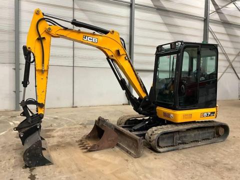 JCB 57 C-1 / 2018 / 2 952 üzemóra / Lízing 20%-tól