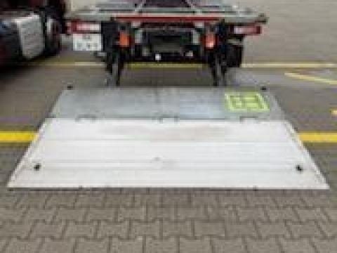 Dhollandia 1808 4146P 2000 kg-os emelőhátfal eladó Dhollandia 1808 4146P 2000 kg-os emelőhátfal eladó