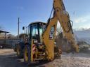 JCB 4CX jó állapotban, 9200 üzemórával, klímás