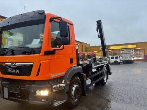 MAN TGM 18.290 4x2 BB / 2014 / 287.125 km / Lízing 20%-tól MAN TGM 18.290 4x2 BB / 2014 / 287.125 km / Lízing 20%-tól