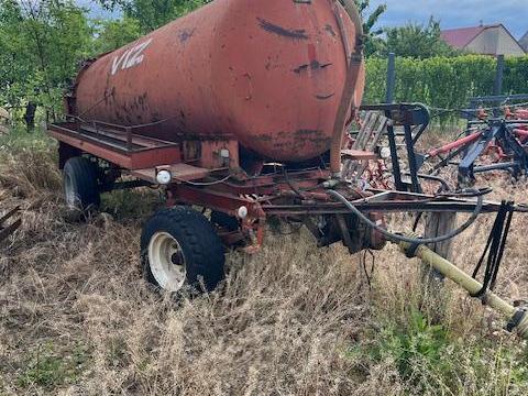 DETK 215 szippantókocsi,  friss műszakival 2030.-ig