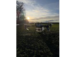 Műtrágya szórás DJI Agras T100 drónnal