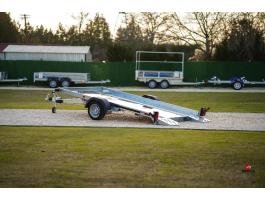 Új autószállító utánfutó (350x180cm - 1800kg) most 1.299.000 Ft helyett bruttó 1.199.000 Ft