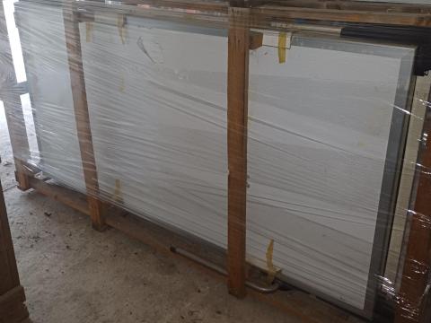 Hőszigetelt tolóajtó / hűtőkamra ajtó Hőszigetelt tolóajtó / hűtőkamra ajtó