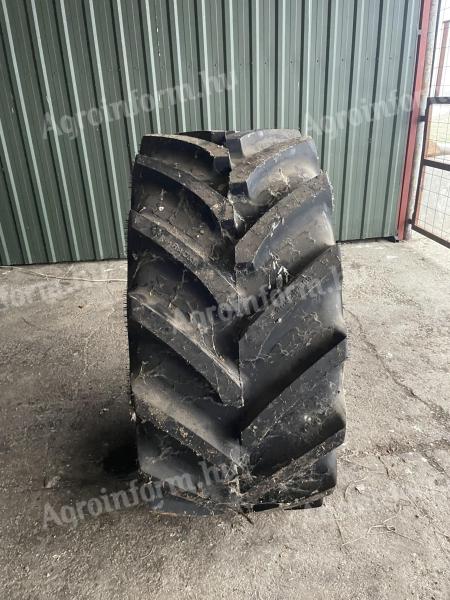 Eladó BKT 600/65R28-as gumi új, hibátlan állapotban