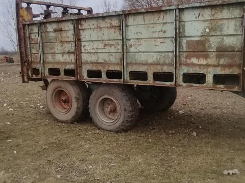 Eladó fortschritt T088 trágyaszóró