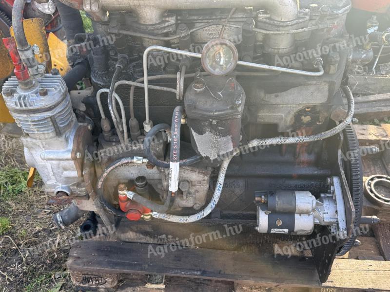 MTZ 80/82/820-as komplett motor eladó
