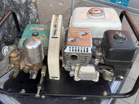 Motoros permetező eladó Motoros permetező eladó