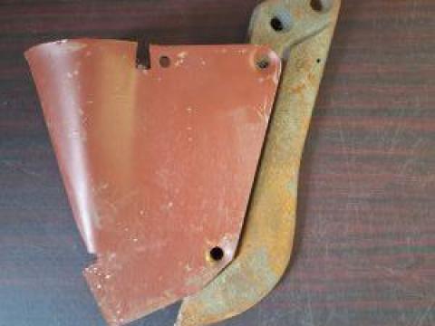 Rolmasz lengyel vetőgéphez vetőcsoroszlya a Nyírker-től Rolmasz lengyel vetőgéphez vetőcsoroszlya a Nyírker-től