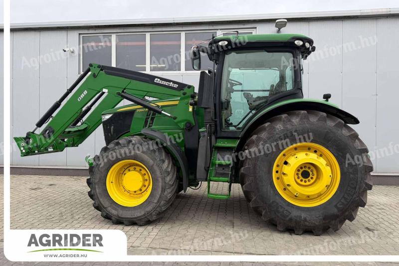 John Deere 7260R Kecskeméten