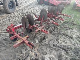 Rugókapás Sorközművelő kultivátor 4 soros