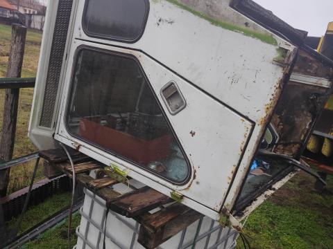 Claas Dominátor 106 fülke eladó Claas Dominátor 106 fülke eladó