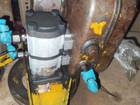 Claas Dominátor új hidraulika szivattyú Claas Dominátor új hidraulika szivattyú