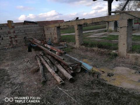 Fortschritt, Claas, John Deere, New Holland vágóasztal, vetőgép szállító kocsi