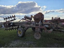 IH 7,2-es V tárcsa jó állapotban eladó