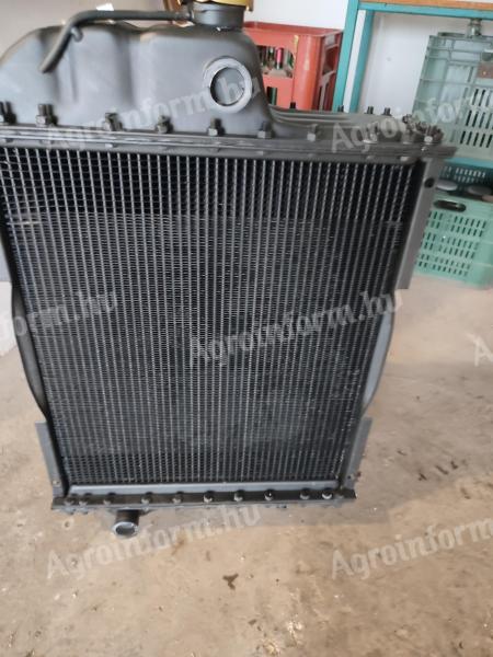 Eladó MTZ 90 vízhűtő, gyári új (réz)