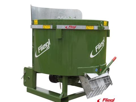 Fliegl Garant 602 SS betonkeverő