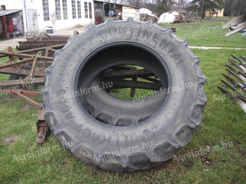 520/85 R38 méretű traktorgumi eladó