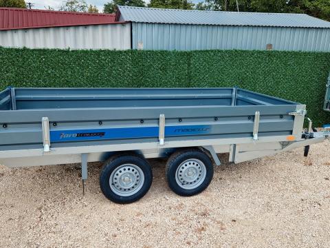 Új alsókerekes utánfutó (330x150cm - 750kg) most 939.000 Forint helyett bruttó 839.000 Ft Új alsókerekes utánfutó (330x150cm - 750kg) most 939.000 Forint helyett bruttó 839.000 Ft