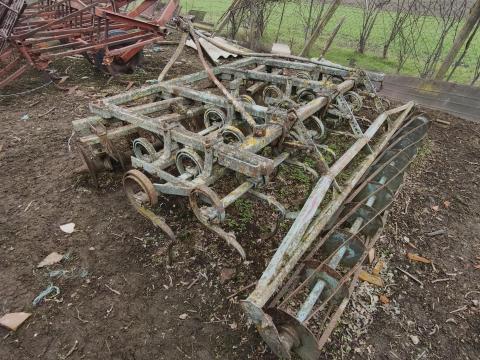 Tárcsás kombinátor 2,5 m munkaszélességgel eladó Tárcsás kombinátor 2,5 m munkaszélességgel eladó