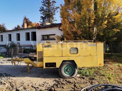 Vennék PKD-6 Zetor motoros kompresszort Vennék PKD-6 Zetor motoros kompresszort