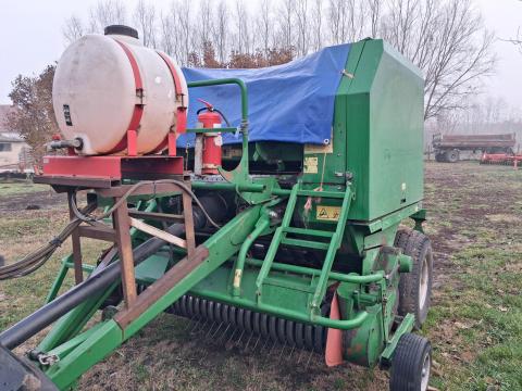 McHale F540 fix kamras körbálázó McHale F540 fix kamras körbálázó