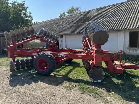 Eladó 6,2 méteres IH tárcsa kiváló állapotban Eladó 6,2 méteres IH tárcsa kiváló állapotban