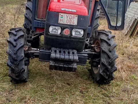 Mitsubishi összkerekes 47 LE traktor eladó Mitsubishi összkerekes 47 LE traktor eladó