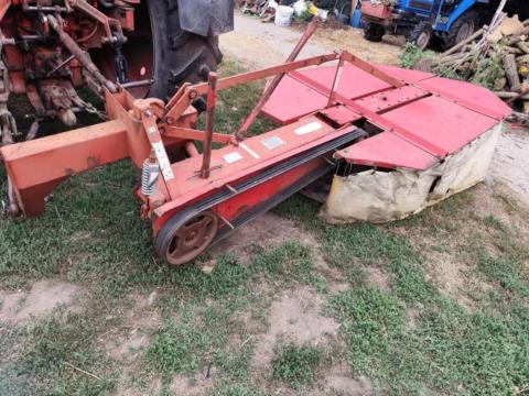 Eladó 185 lengyel fűkasza kisebbre váltás miatt!