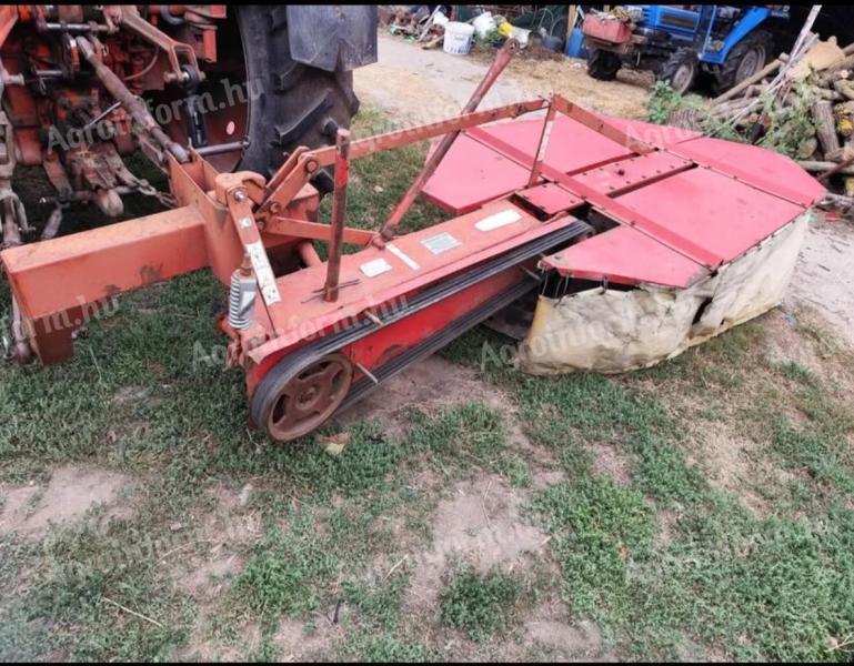 Eladó 185 lengyel fűkasza kisebbre váltás miatt!