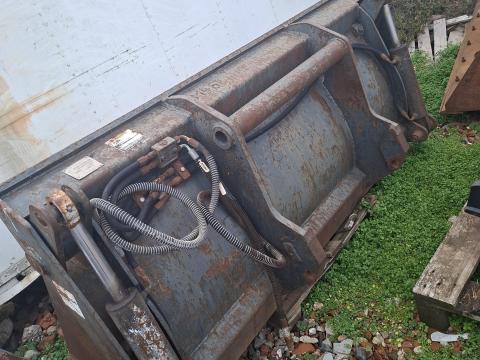 Nyitható kanál Nyitható kanál