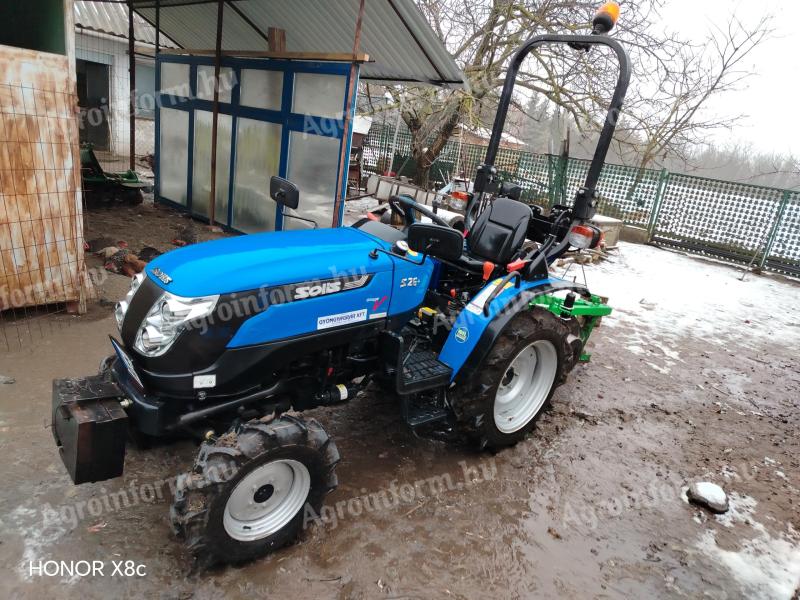 Solis 26+ kishaszongépjármű