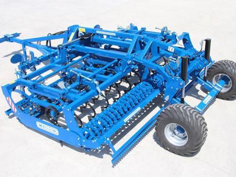 Rolmako U 684 SX 4 m hidraulikus függesztett kompaktor készletről eladó Rolmako U 684 SX 4 m hidraulikus függesztett kompaktor készletről eladó