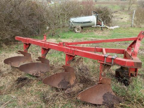 Csólyos négyfejes eke eladó
