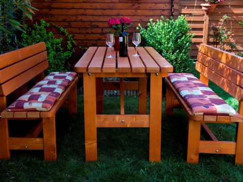 Stabíl kerti bútor jó áron