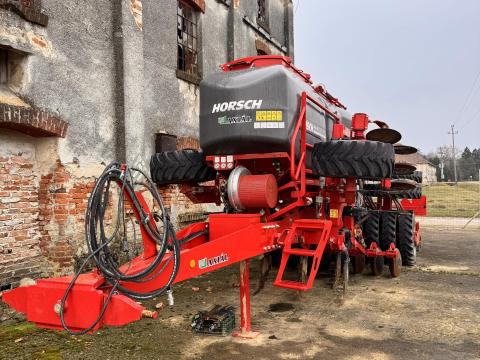 HORSCH FOCUS 4TD vetőgép újszerű állapotban
